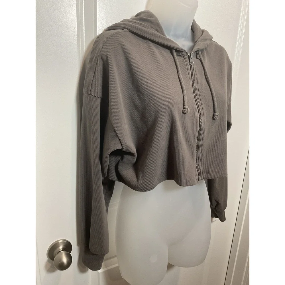 Wild Fable Gray Corduroy Cropped‎ Zip Up Hoodie Size M Womens Crop - Picture 2 of 10